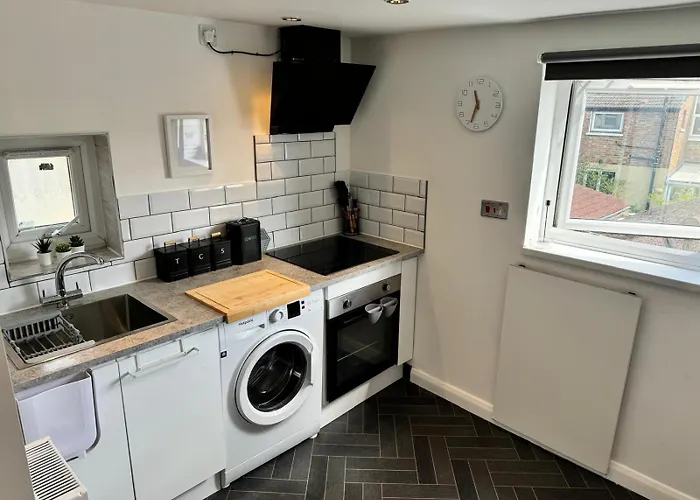 Rooms - Breakfast Free In Private House, Alross Group