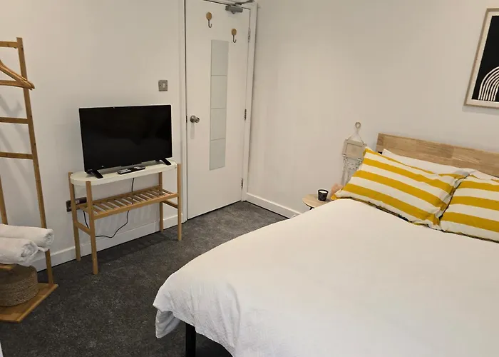 Rooms - Breakfast Free In Private House, Alross Group