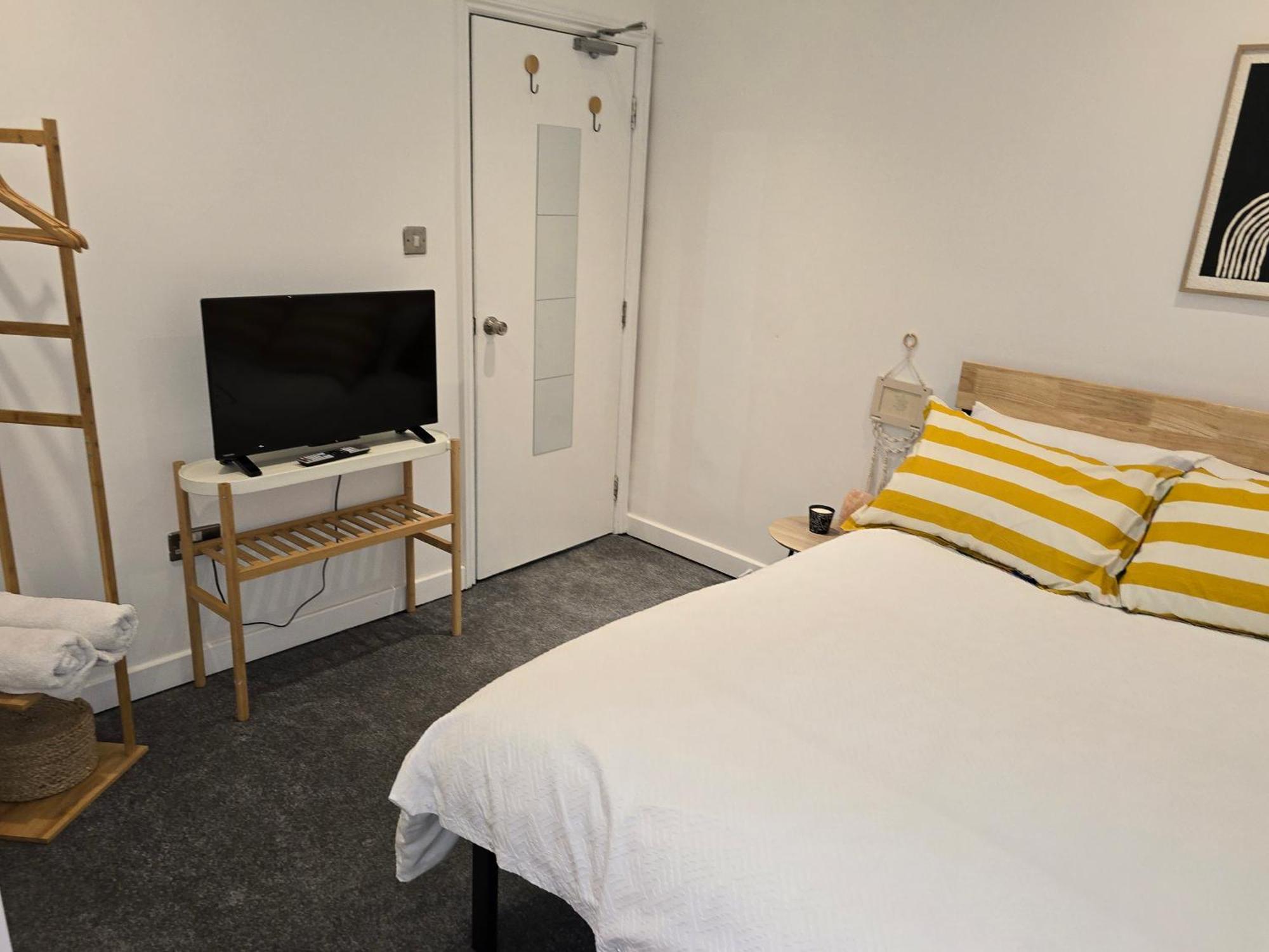 - Breakfast Free In Private House, Alross Group Homestay Norwood